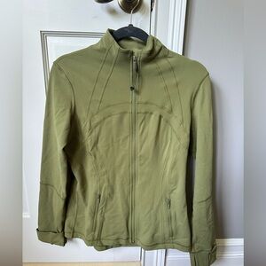 Brand new Lululemon Define Jacket Size 10